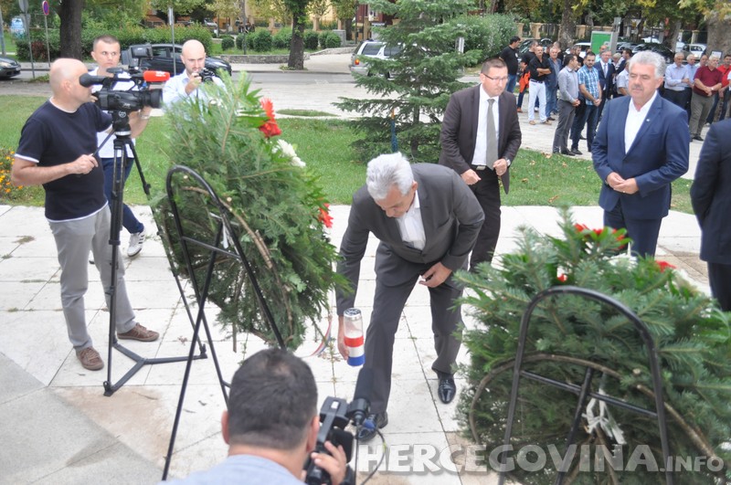 Mostar: Obilježena 25. obljetnica hrvatskih dragovoljaca Domovinskog rata Mostara i Herceg-Bosne !