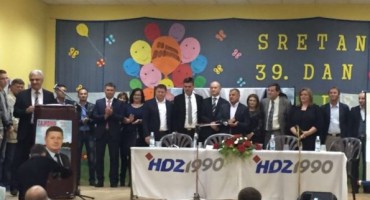 HDZ 1990