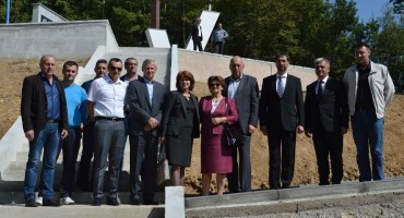 Predsjednik Federacije BiH Marinko Čavara na spomen obilježju u Križančevu selu