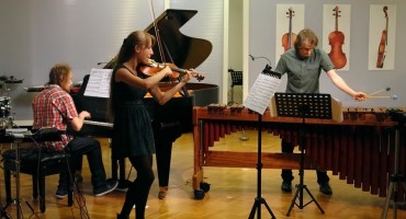 Jesen u zvucima tanga i francuskog udaraljkaša!