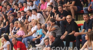 HMRK Zrinjski, dvorana