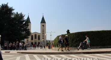 Otimaju posao Hercegovcima: Slovenci na Međugorju zarađuju milijune?