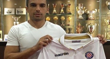Širokobriježanin Josip Kvesić i službeno novi igrač Hajduka