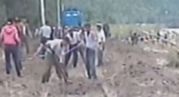 Sjeverna Koreja moli za pomoć, više od stotinu mrtvih