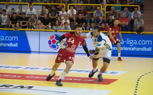 HRK Izviđač, RK Zagreb, seha liga