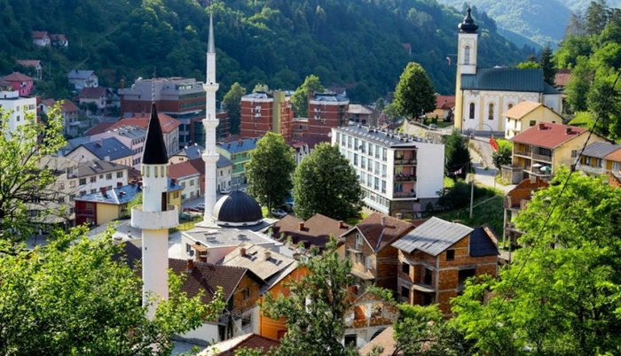 Bošnjaci izgubili Srebrenicu – pala u tišini
