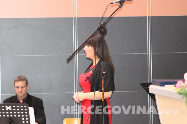 Održana svečana promocija prve generacije magistara farmacije Farmaceutskog fakulteta Sveučilišta u Mostaru