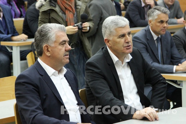 Mostar: Promovirana knjiga Odnosi s javnošću - Teorija i praksa prof. dr. Zorana Tomića