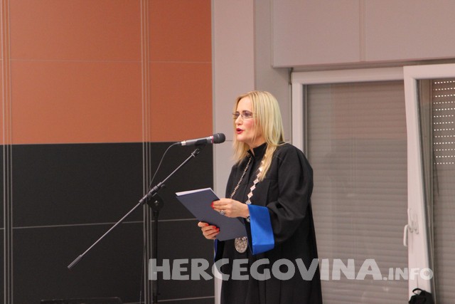 Održana svečana promocija prve generacije magistara farmacije Farmaceutskog fakulteta Sveučilišta u Mostaru