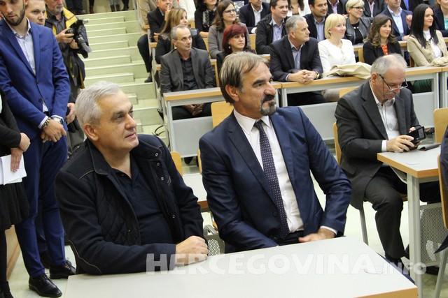 Mostar: Promovirana knjiga Odnosi s javnošću - Teorija i praksa prof. dr. Zorana Tomića