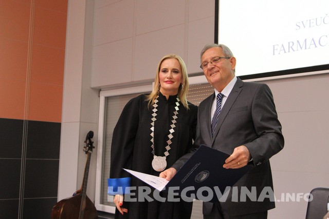 Održana svečana promocija prve generacije magistara farmacije Farmaceutskog fakulteta Sveučilišta u Mostaru