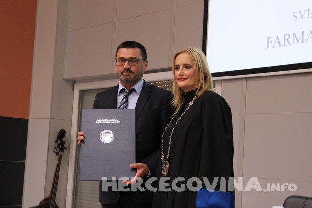 Održana svečana promocija prve generacije magistara farmacije Farmaceutskog fakulteta Sveučilišta u Mostaru