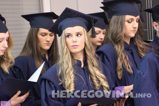 Održana svečana promocija prve generacije magistara farmacije Farmaceutskog fakulteta Sveučilišta u Mostaru