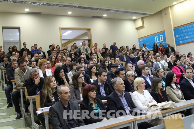 Mostar: Promovirana knjiga Odnosi s javnošću - Teorija i praksa prof. dr. Zorana Tomića