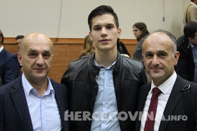 Mostar: Promovirana knjiga Odnosi s javnošću - Teorija i praksa prof. dr. Zorana Tomića