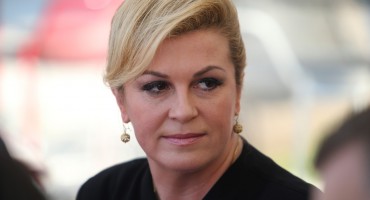 Kolinda Grabar-Kitarović odala počast žrtvama komunističkih zločina 