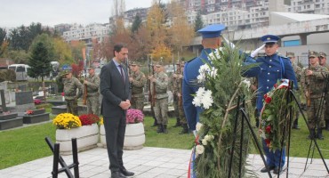 Marinko Čavara, Svi sveti