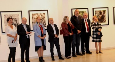 Mostar: Otvorena Izložba fotografija Marcusa Stoppera