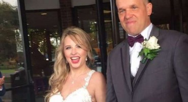 Neznanki poklonio jetru, odlučili se vjenčati, ali onda su pred oltarom počele padati suze