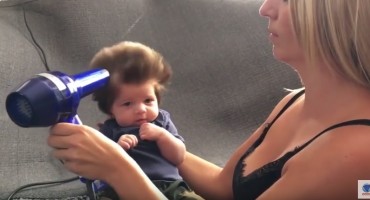 Beba sa neobičnom frizurom postala hit na internetu