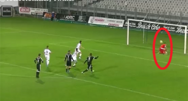 Obrane ovog golmana su nasmijale  ali i oduševile 