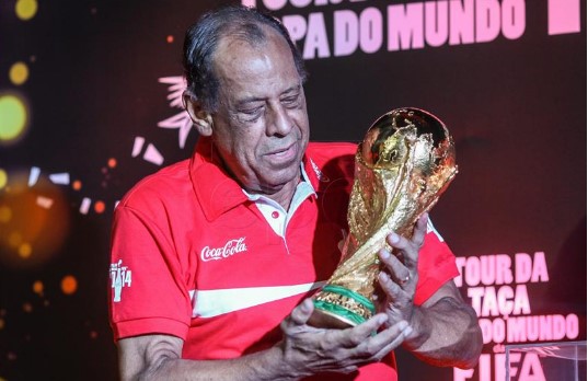 Preminuo kapetan Brazila sa SP-a 1970. Carlos Alberto Torres