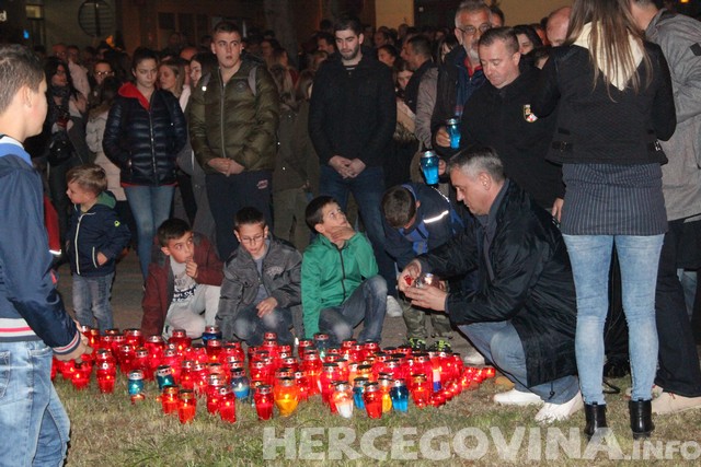 Mostar odao počast Vukovaru: Vječan ko narod ponosno stoji