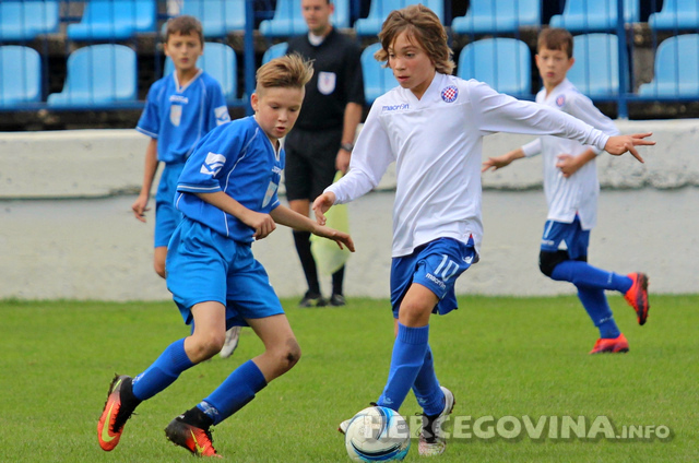 Mlađi pioniri i juniori Hajduka uvjerljivi u Metkoviću