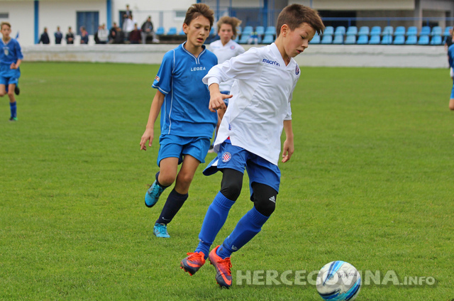 Mlađi pioniri i juniori Hajduka uvjerljivi u Metkoviću