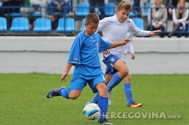 Mlađi pioniri i juniori Hajduka uvjerljivi u Metkoviću
