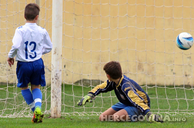 Mlađi pioniri i juniori Hajduka uvjerljivi u Metkoviću