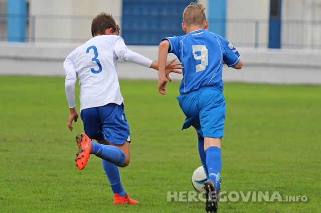 Mlađi pioniri i juniori Hajduka uvjerljivi u Metkoviću