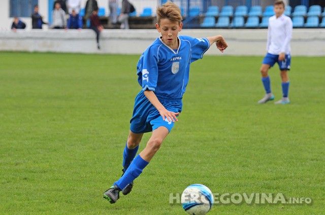 Mlađi pioniri i juniori Hajduka uvjerljivi u Metkoviću