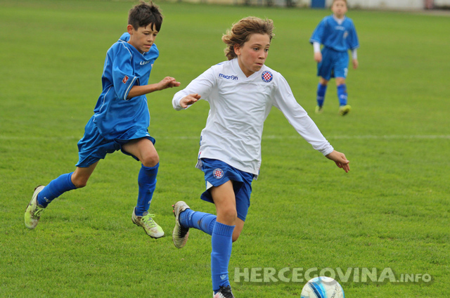 Mlađi pioniri i juniori Hajduka uvjerljivi u Metkoviću