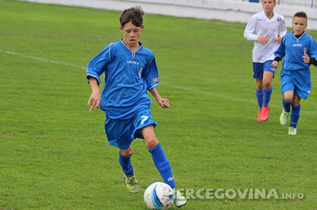 Mlađi pioniri i juniori Hajduka uvjerljivi u Metkoviću