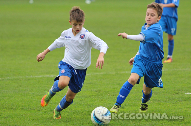 Mlađi pioniri i juniori Hajduka uvjerljivi u Metkoviću