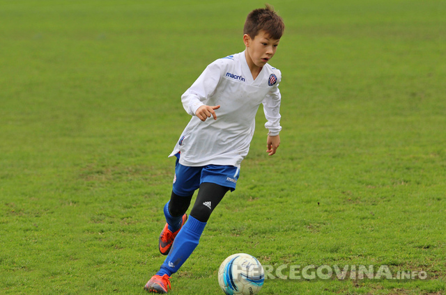 Mlađi pioniri i juniori Hajduka uvjerljivi u Metkoviću