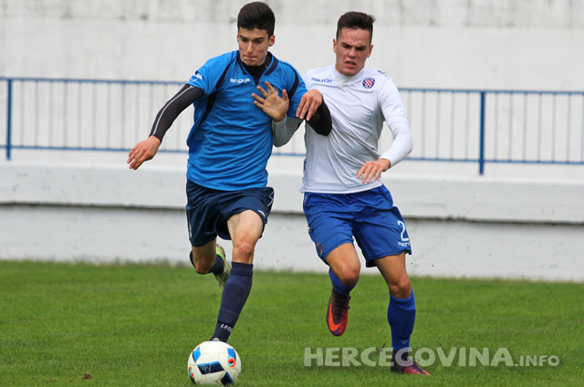 Mlađi pioniri i juniori Hajduka uvjerljivi u Metkoviću