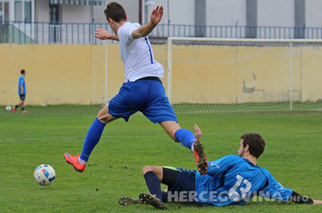 Mlađi pioniri i juniori Hajduka uvjerljivi u Metkoviću