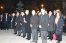 Mostar: Polaganje vijenaca u spomen hrvatskim braniteljima ispred Hrvatskog doma hercega Stjepana Kosače