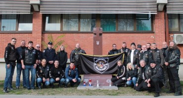Moto klub Veterani Croatia  za Vukovar