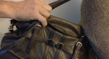 žena, tašna, krađa, Mostar