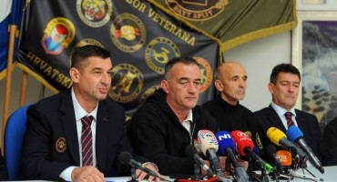 Održana konferencija za novinare povodom učestalih napada na generala Damira Krstičevića i 4. gardisjku brigadu 