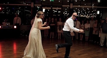 Mlada s ocem otplesala ples koji je zapalio internet