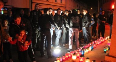 MK 'Vukovi' i branitelji danas pale 500 svijeća za Vukovar
