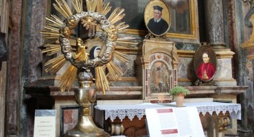 Čuda u  Katoličkoj crkvi: Kako je ‘lebdeća hostija’ obratila građane Torina