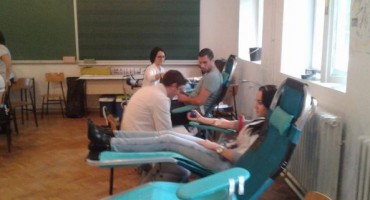 FPMOZ, dragovoljno darivanje krvi, darivanje krvi