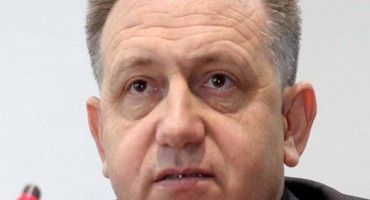 Ovakvo stanje ne vodi nikuda, poštenije je ići u nove izbore