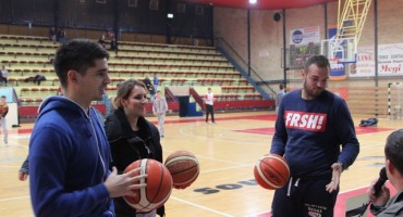 HKK Zrinjski, nagradna igra