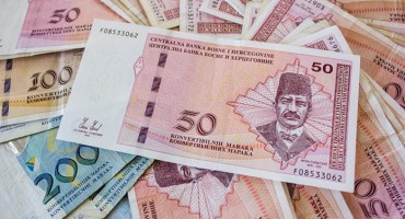 Najčešći period podmetanja krivotvorenih novčanica i ostala upozorenja